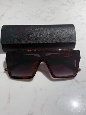 Women’s Shield Sunglasses - Tortoiseshell Brown